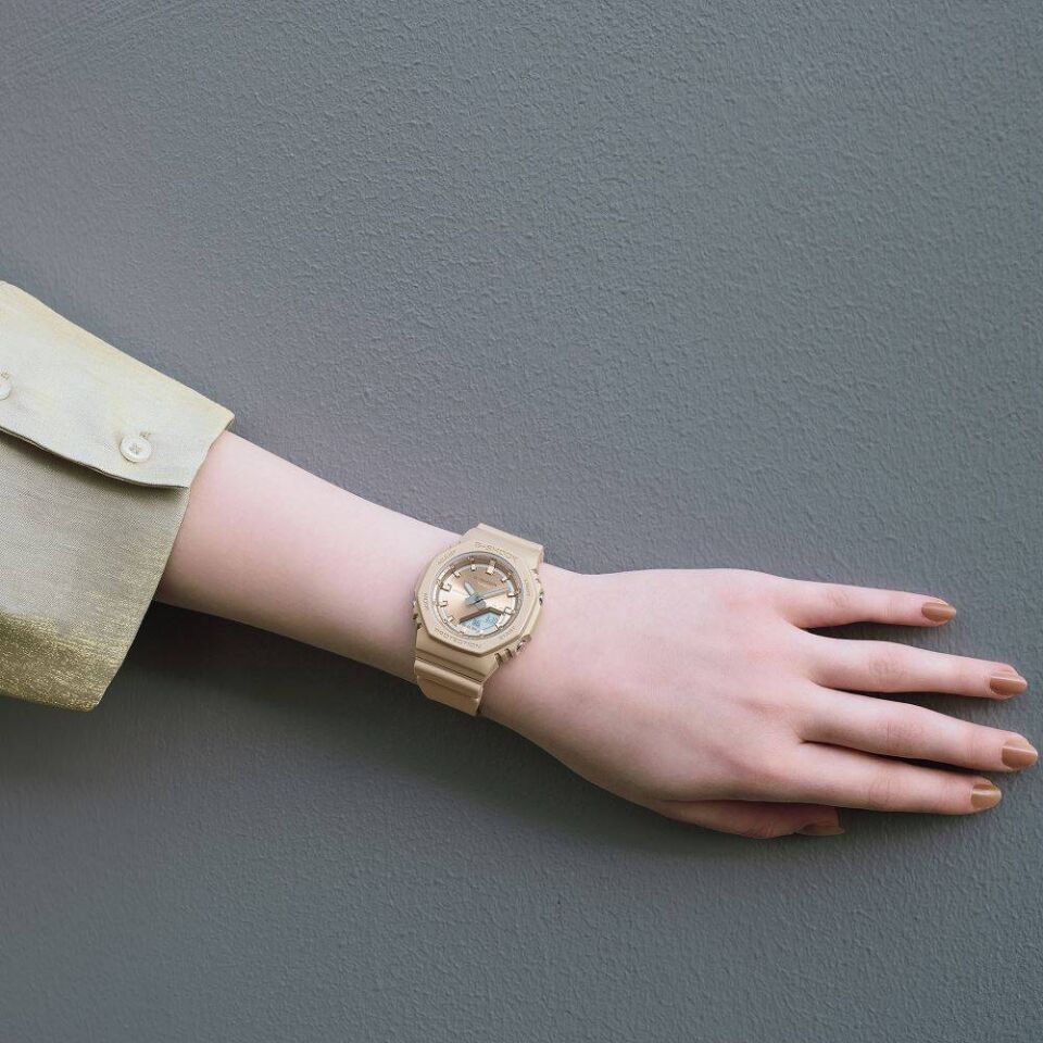 CASIO GMA-P2100ST-9ADR Dijital/Analog Kadın Kol Saati