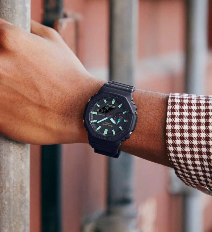 CASIO GA-2100RC-1ADR Pilli (Quartz) Erkek Kol Saati
