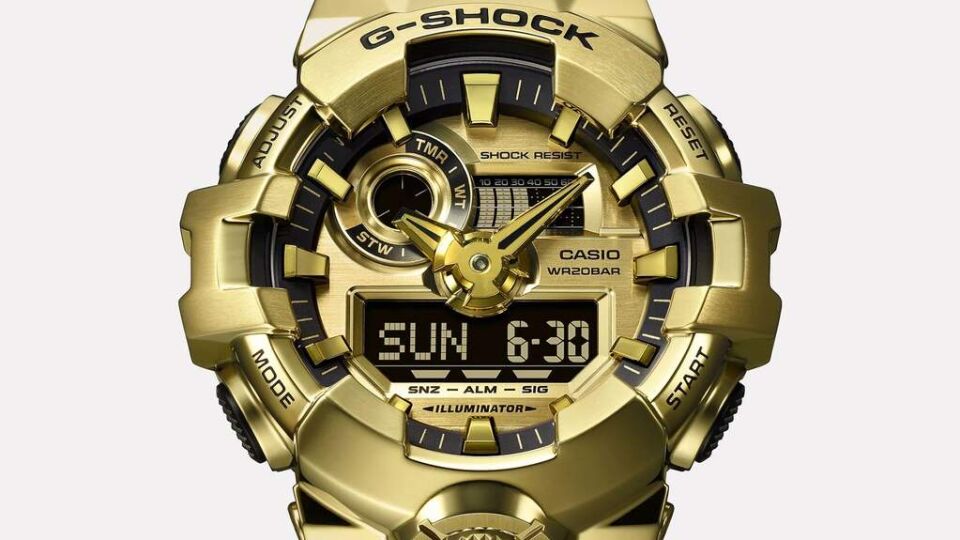 CASIO GM-700G-9ADR Dijital/Analog Erkek Kol Saati