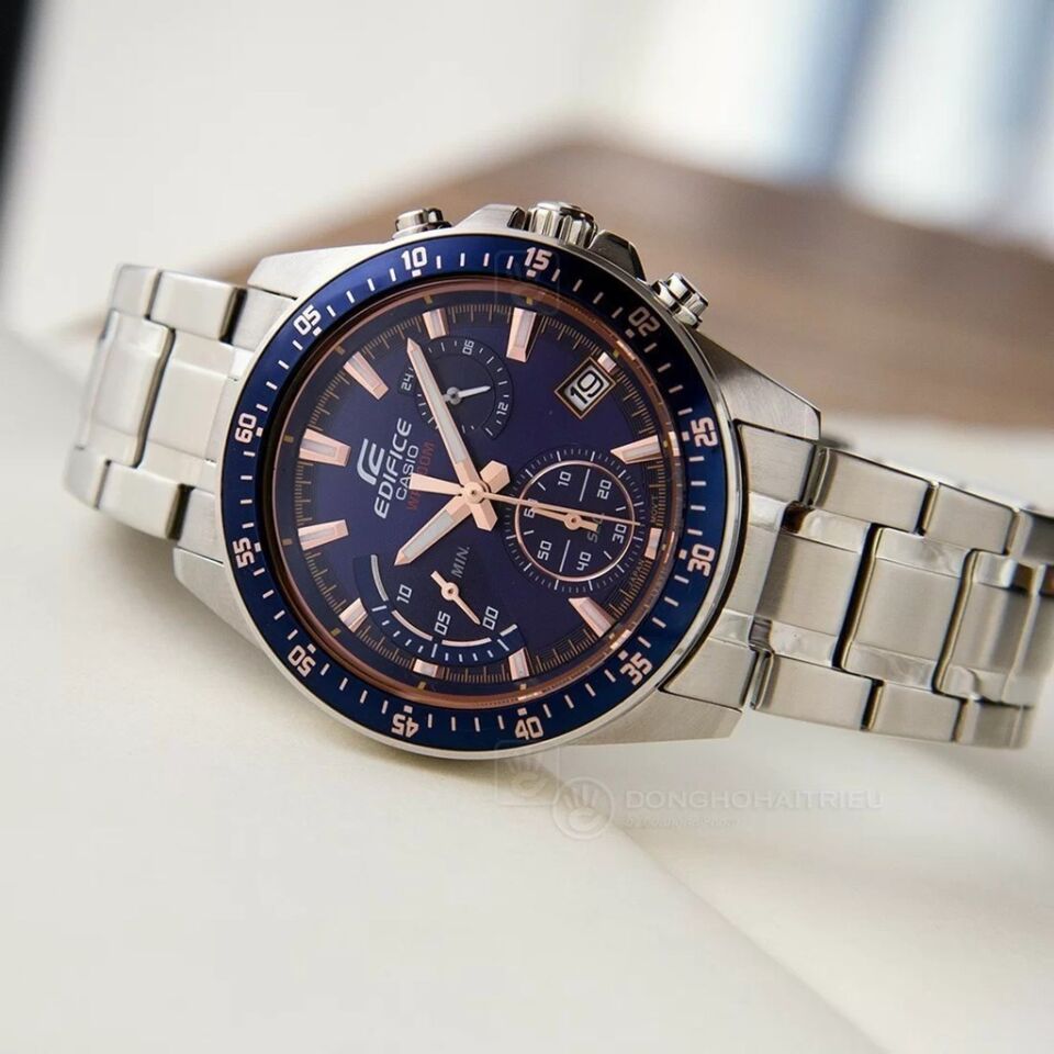 CASIO EFV-540D-2AVUDF Pilli (Quartz) Erkek Kol Saati