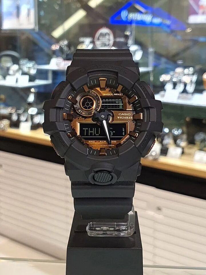 CASIO GA-700RC-1ADR Kol Saati
