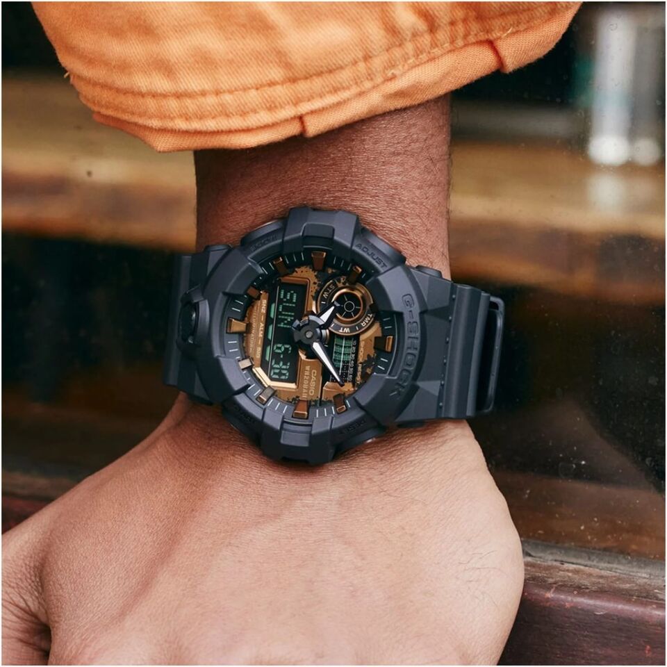 CASIO GA-700RC-1ADR Kol Saati