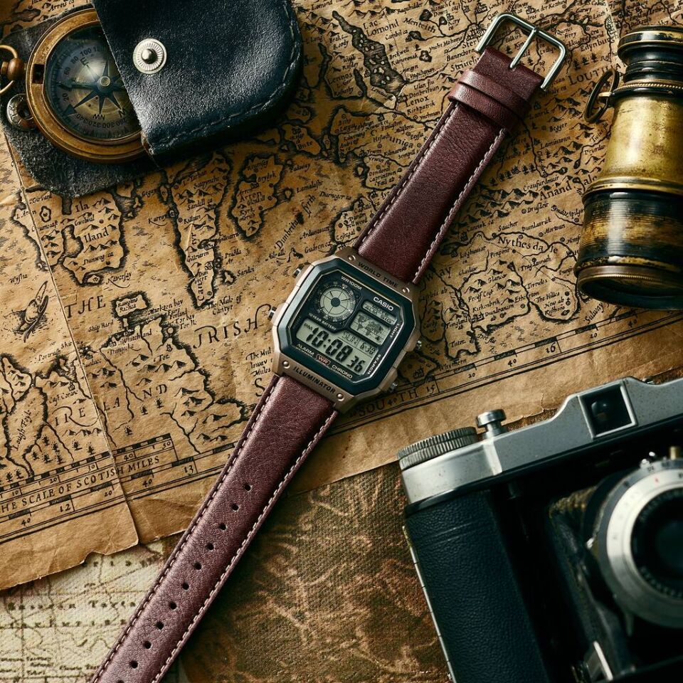 CASIO AE-1200WHL-5AVDF Dijital Erkek Kol Saati