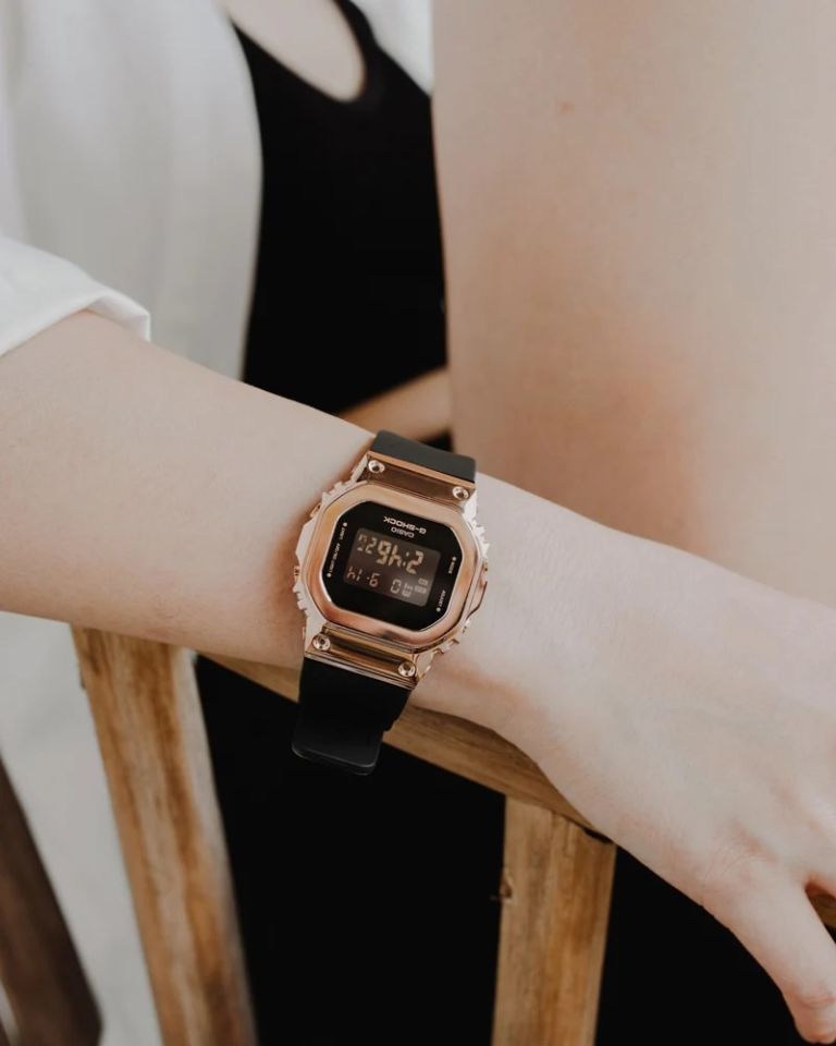 CASIO GM-S5600PG-1DR Dijital ERKEK KOL SAATİ