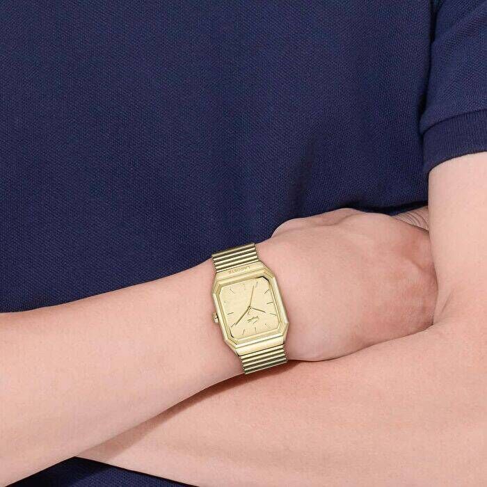 LACOSTE LAC2011502 Quartz ERKEK KOL SAATİ