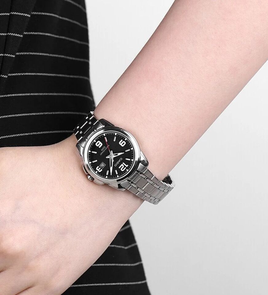 CASIO LTP-1314D-1AVDF Analog Kadın Kol Saati