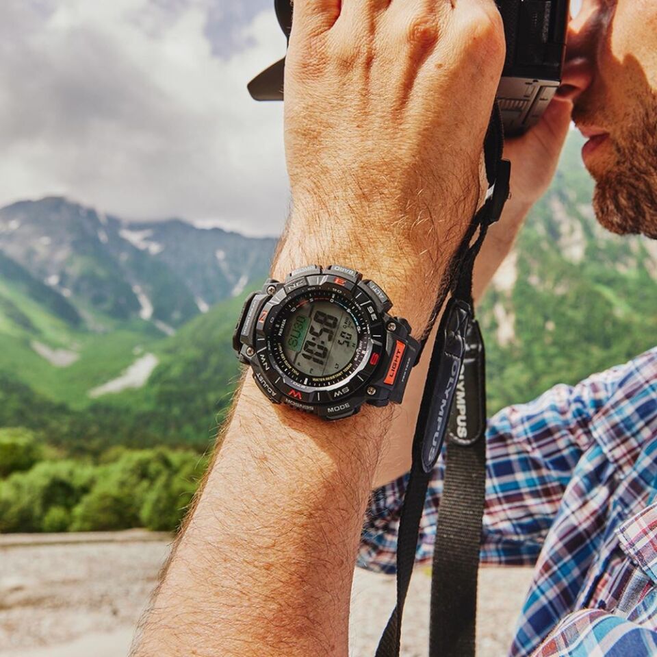 CASIO PRG-340-1DR Solar ERKEK KOL SAATİ