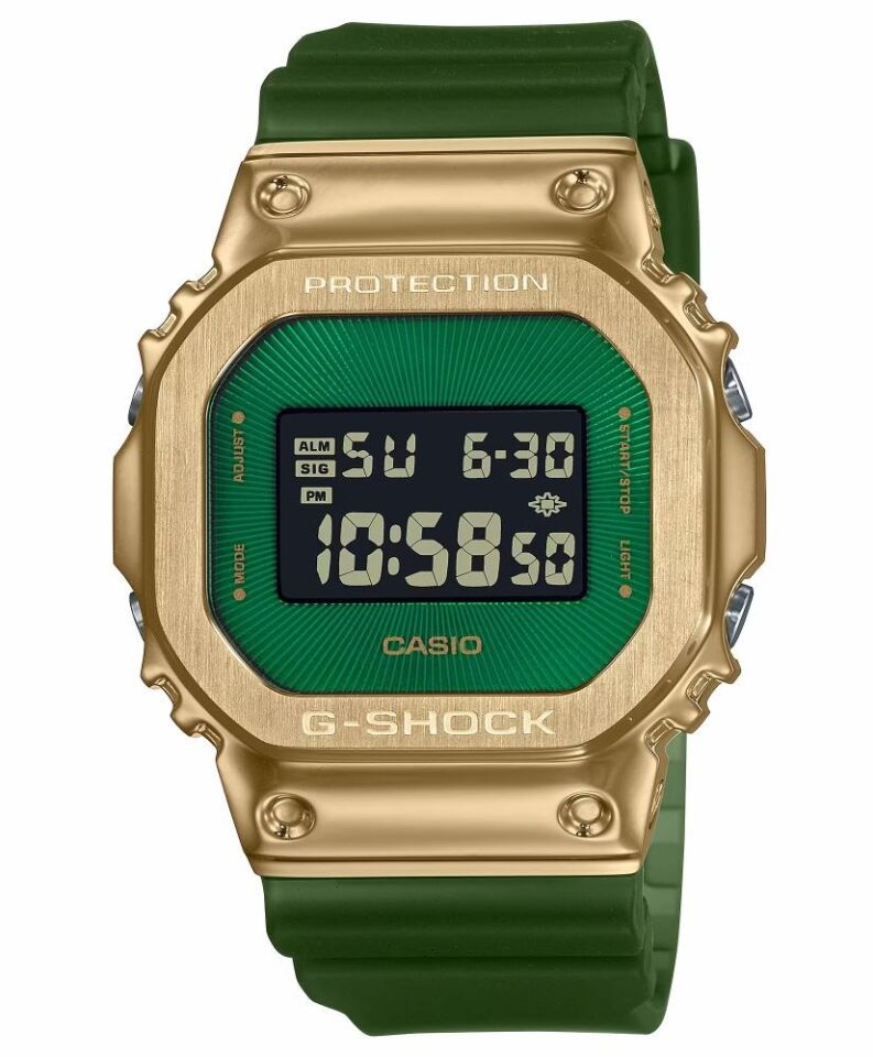 CASIO GM-5600CL-3DR Pilli (Quartz) Erkek Kol Saati