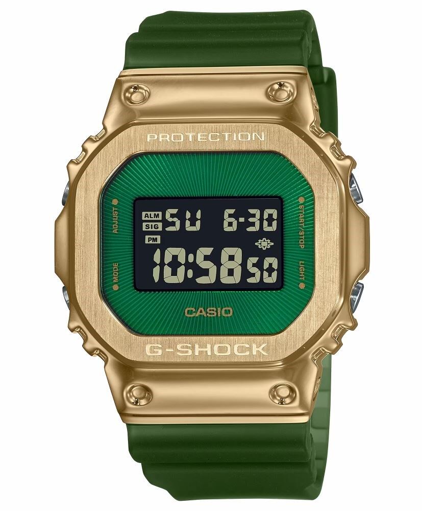 CASIO GM-5600CL-3DR Quartz ERKEK KOL SAATİ