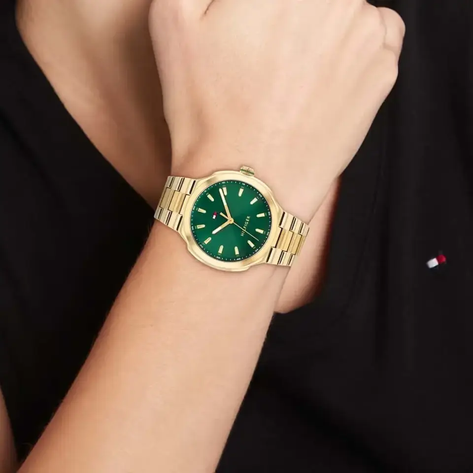 TOMMY HILFIGER TH1782820 Quartz KADIN / KIZ KOL SAATİ