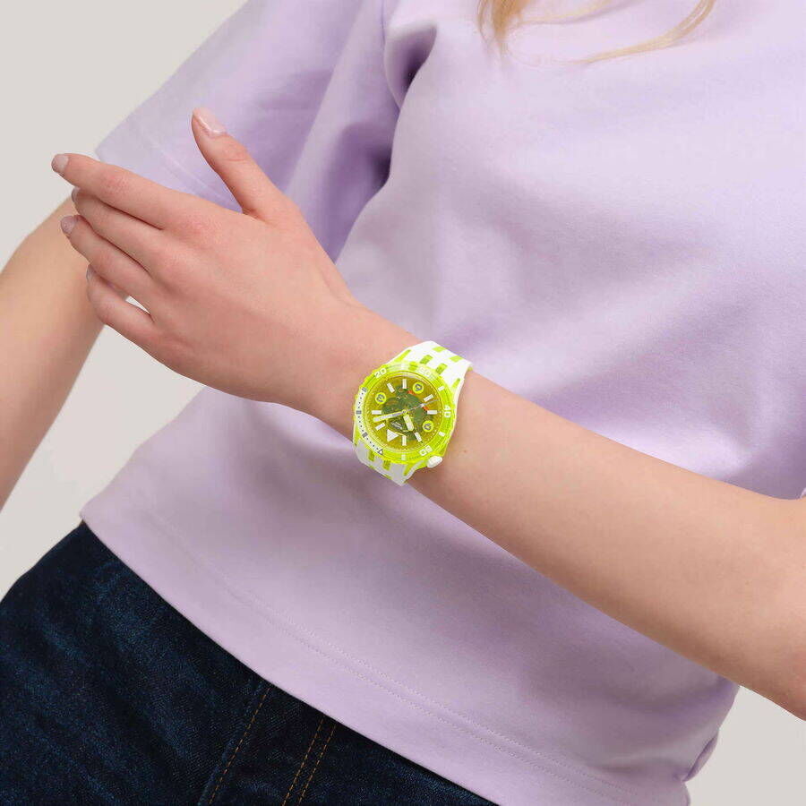 SWATCH SSCU09J100 Quartz ERKEK KOL SAATİ