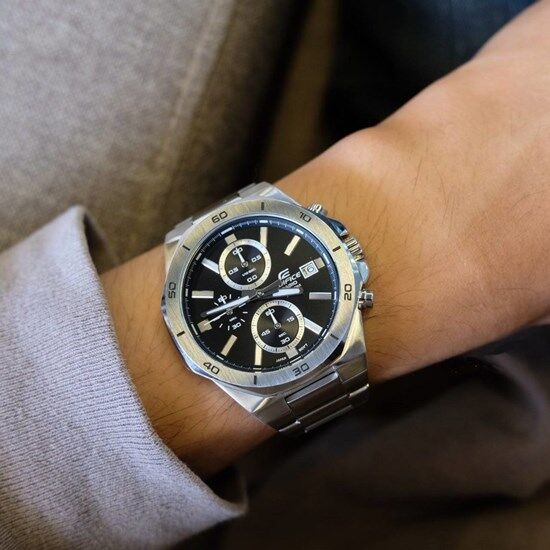 CASIO EFV-640D-1AVUDF Pilli (Quartz) Erkek Kol Saati