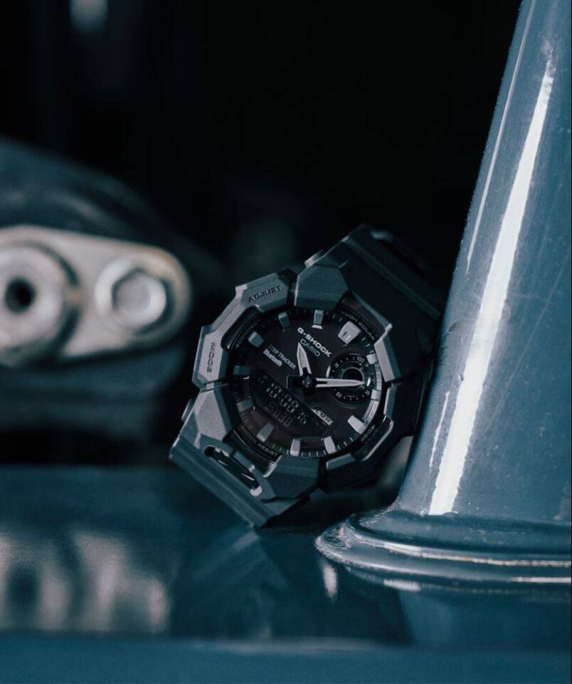 CASIO GA-B010-1A1DR Solar Erkek Kol Saati