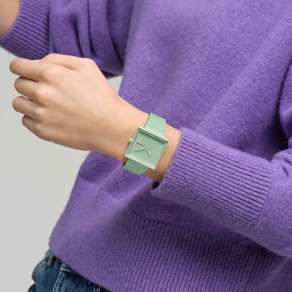 SWATCH SO34G701 Quartz KADIN / KIZ KOL SAATİ