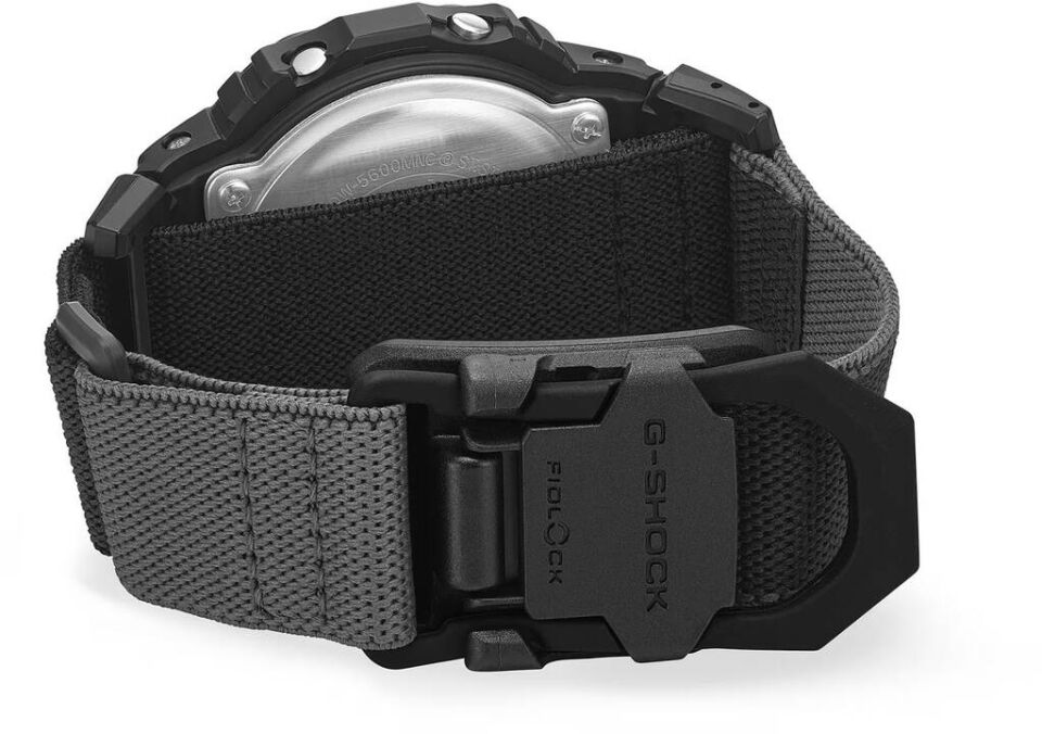 CASIO DW-5600MNC-1DR Quartz ERKEK KOL SAATİ