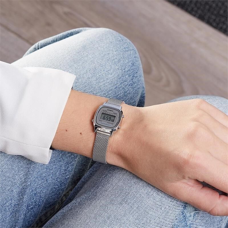 CASIO LA670WEM-7DF Quartz KADIN / KIZ KOL SAATİ