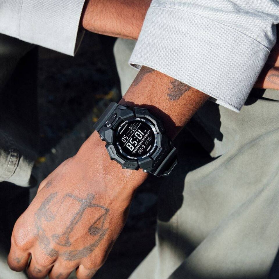 CASIO GD-010-1A1DR Dijital Erkek Kol Saati