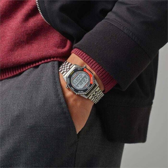 SEIKO SMGG19P1 Dijital Erkek Kol Saati