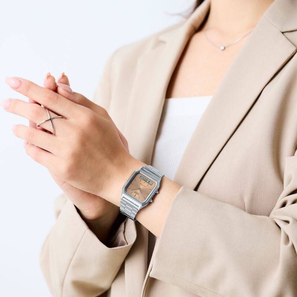 CASIO AQ-230A-4AMQYDF Dijital/Analog Unisex Kol Saati