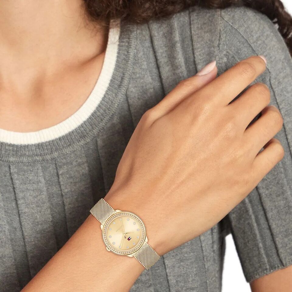 TOMMY HILFIGER TH1782699 Quartz KADIN / KIZ KOL SAATİ