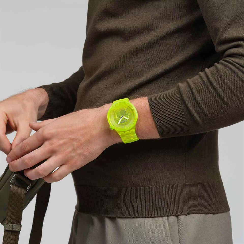 SWATCH SB05J103 Quartz ERKEK KOL SAATİ