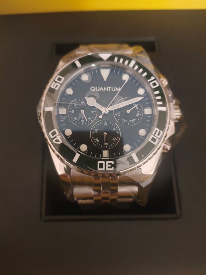 QUANTUM PWG1048.370 Quartz ERKEK KOL SAATİ